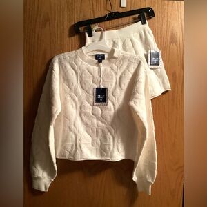 Roller Rabbit x Target Daisy Floral Embossed Terry Sweatshirt and Shorts